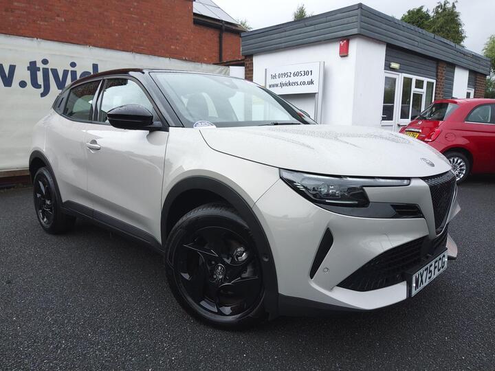 Alfa Romeo Junior 1.2 MHEV Ibrida E-DCT Euro 6 (s/s) 5dr