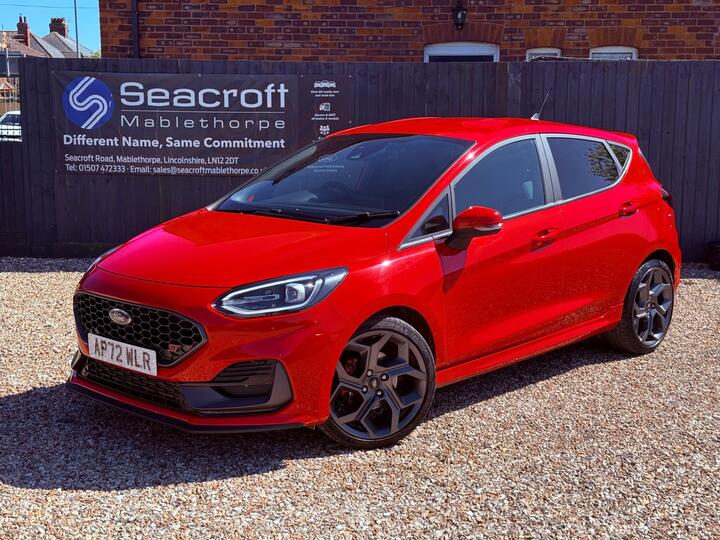 Ford Fiesta 1.5T EcoBoost ST-3 Euro 6 (s/s) 5dr