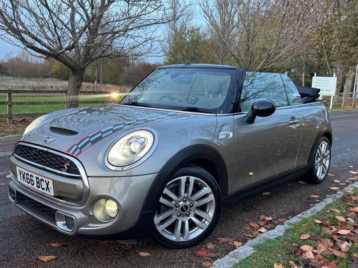 MINI Convertible 2.0 Cooper S Euro 6 (s/s) 2dr