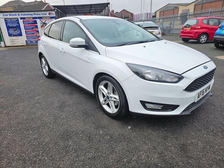 Ford Focus 1.0T EcoBoost Zetec Auto Euro 6 (s/s) 5dr