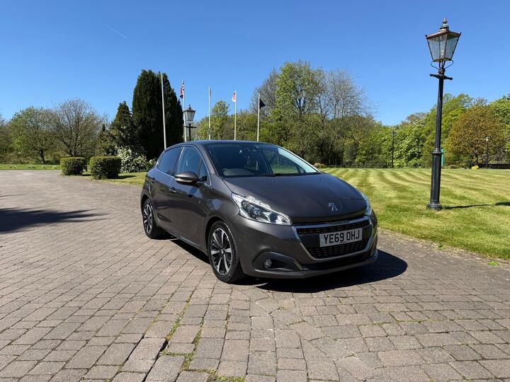 Peugeot 208 1.2 PureTech Tech Edition Euro 6 (s/s) 5dr