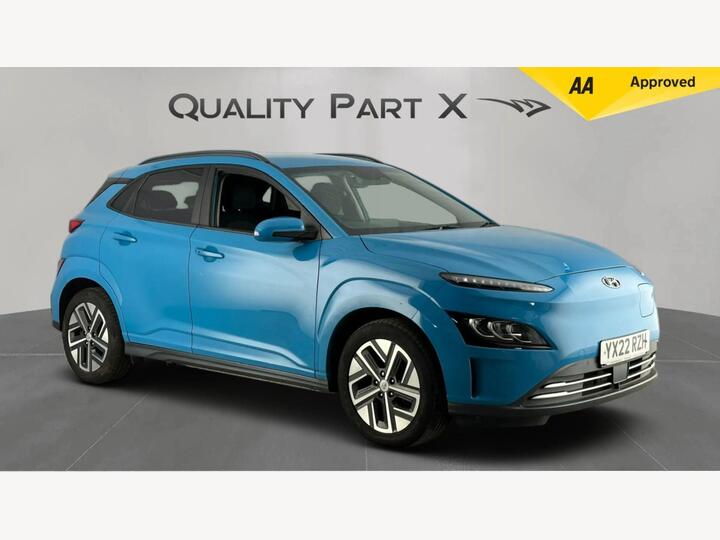 Hyundai KONA 39kWh Premium Auto 5dr (10.5kW Charger) Hyundai KONA 39kWh Premium Auto 5dr (10.5kW Charger)