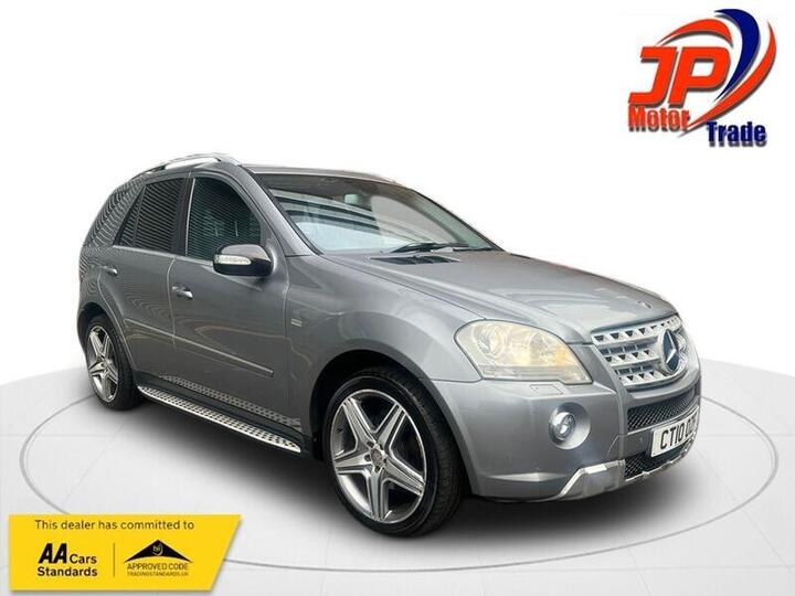 Mercedes-Benz M Class 3.0 ML350 CDI V6 BlueEfficiency Sport Tiptronic 4WD Euro 5 5dr Mercedes-Benz M Class 3.0 ML350 CDI V6 BlueEfficiency Sport Tiptronic 4WD Euro 5 5dr