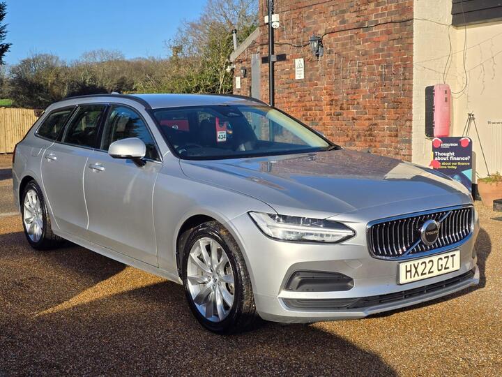 Volvo V90 2.0 B4 MHEV Momentum Auto Euro 6 (s/s) 5dr