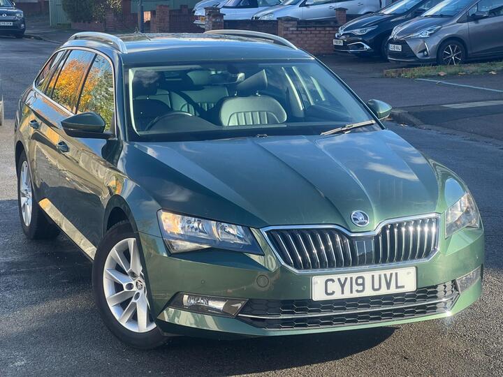 Skoda Superb 1.5 TSI ACT SE Technology DSG Euro 6 (s/s) 5dr Skoda Superb 1.5 TSI ACT SE Technology DSG Euro 6 (s/s) 5dr