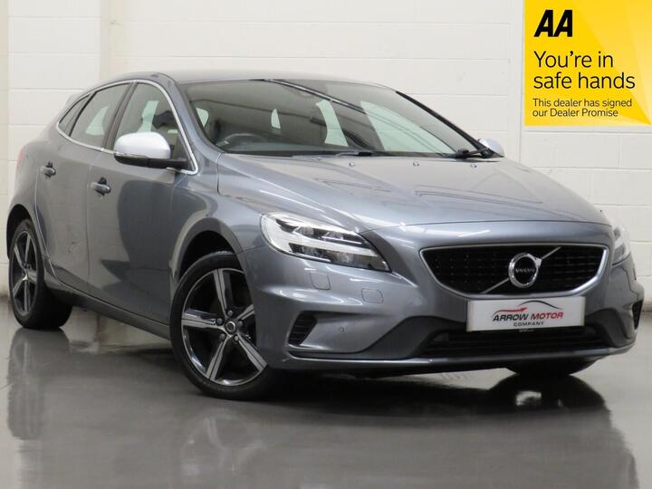 Volvo V40 2.0 D3 R-Design Nav Plus Euro 6 (s/s) 5dr