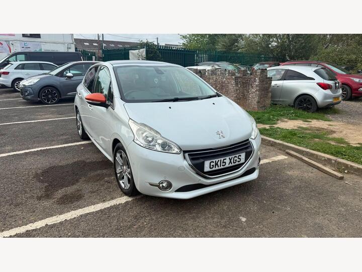 Peugeot 208 1.2 VTi PureTech Roland Garros Euro 5 5dr