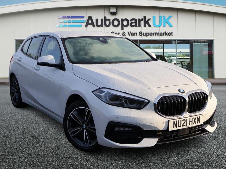 BMW 1 SERIES 1.5 118i Sport Euro 6 (s/s) 5dr