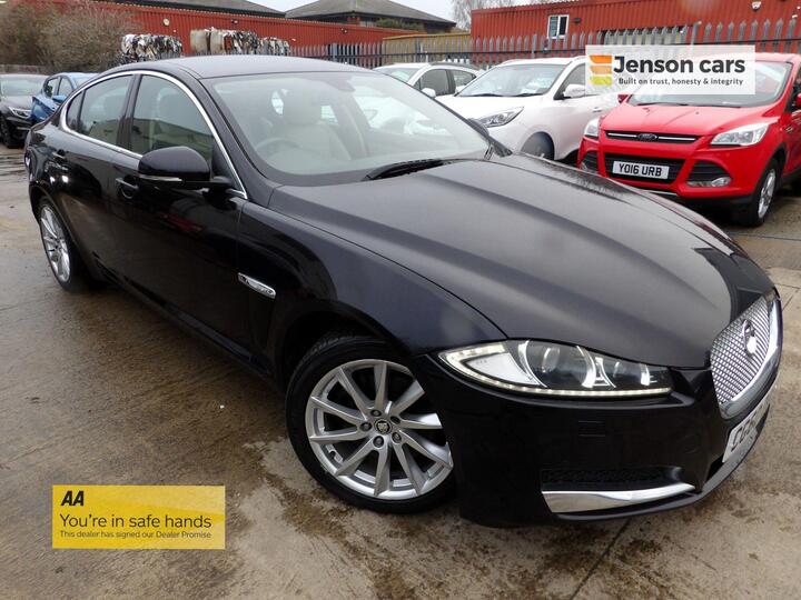 Jaguar XF 2.2d Premium Luxury Auto Euro 5 (s/s) 4dr