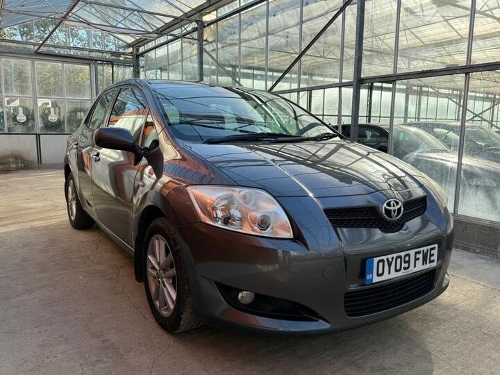 Toyota Auris 1.6 VVT-i TR 5dr