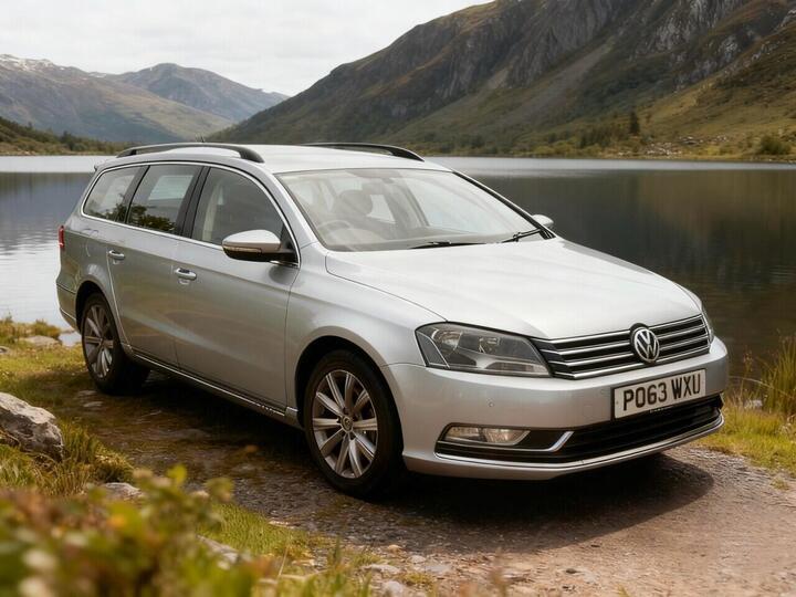 Volkswagen PASSAT 2.0 TDI BlueMotion Tech Highline Euro 5 (s/s) 5dr