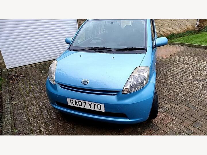 Daihatsu Sirion 1.3 SE 5dr Daihatsu Sirion 1.3 SE 5dr