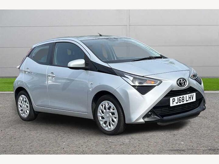Toyota Aygo 1.0 VVT-i X-play Euro 6 5dr