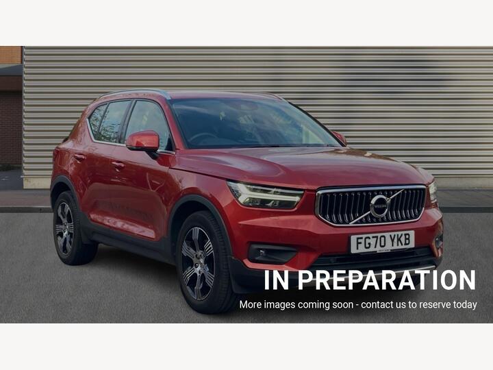 Volvo XC40 2.0 B4 MHEV Inscription Auto Euro 6 (s/s) 5dr
