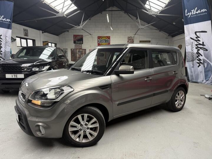 Kia SOUL 1.6 CRDi 2 Auto Euro 5 5dr