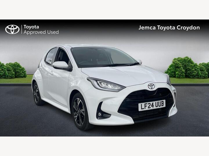 Toyota Yaris 1.5 VVT-h Design E-CVT Euro 6 (s/s) 5dr