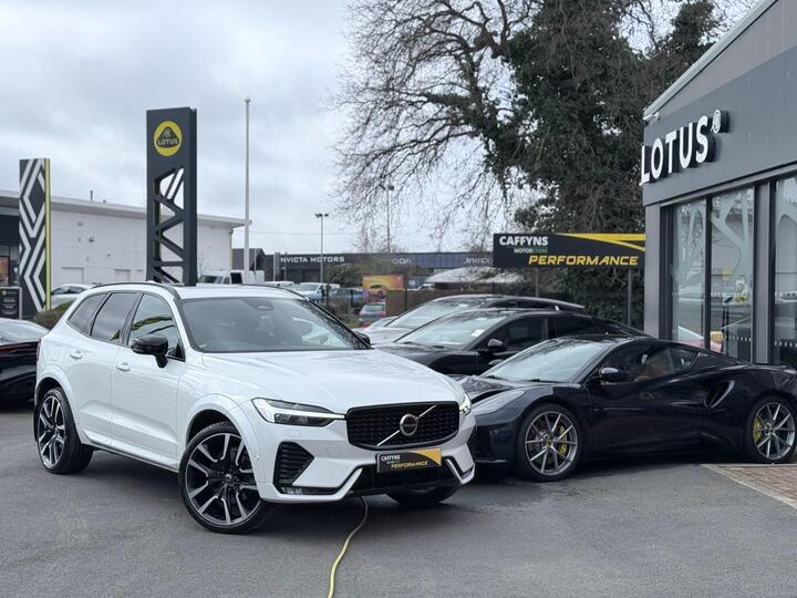Volvo XC60 2.0 B5 MHEV R-Design Pro Auto AWD Euro 6 (s/s) 5dr