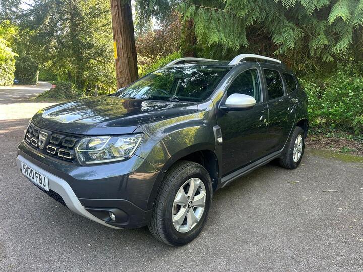 Dacia Duster 1.3 TCe Comfort Euro 6 (s/s) 5dr Dacia Duster 1.3 TCe Comfort Euro 6 (s/s) 5dr