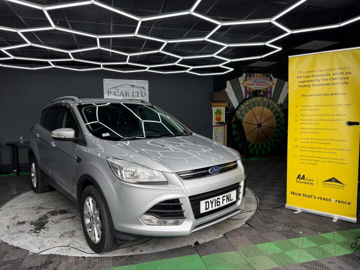 Ford Kuga 2.0 TDCi Titanium 2WD Euro 6 (s/s) 5dr