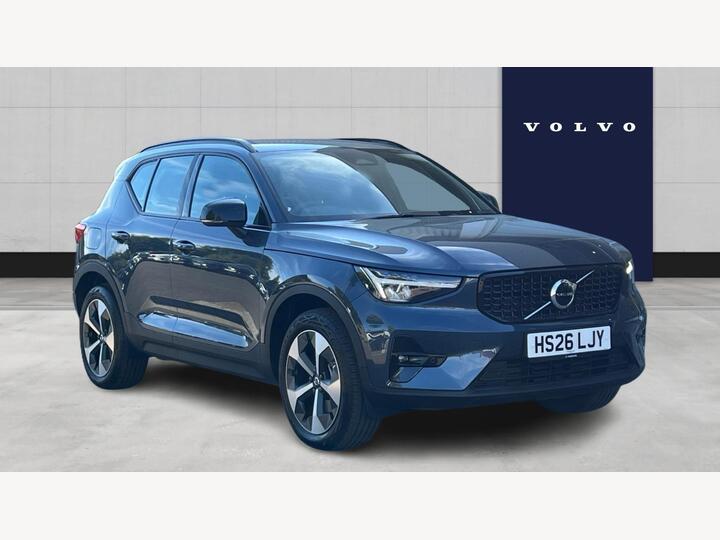 Volvo XC40 2.0 B3 MHEV Plus Dark DCT Auto Euro 6 (s/s) 5dr