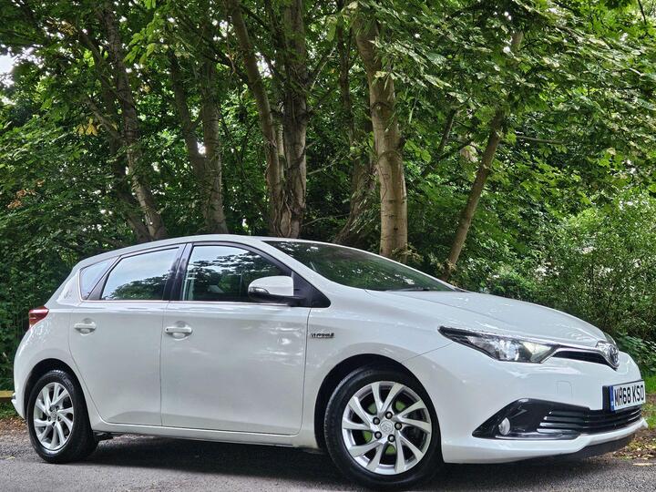 Toyota Auris 1.8 VVT-h Icon Tech CVT Euro 6 (s/s) 5dr