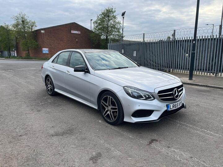 Mercedes-Benz E Class 2.1 E220 BlueTEC AMG Night Edition (Premium) G-Tronic+ Euro 6 (s/s) 4dr Mercedes-Benz E Class 2.1 E220 BlueTEC AMG Night Edition (Premium) G-Tronic+ Euro 6 (s/s) 4dr