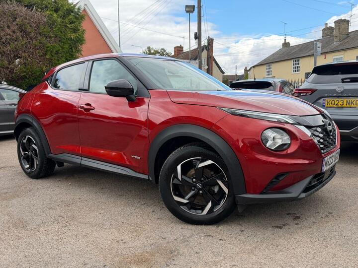 Nissan JUKE 1.6 N-Connecta Auto Euro 6 5dr