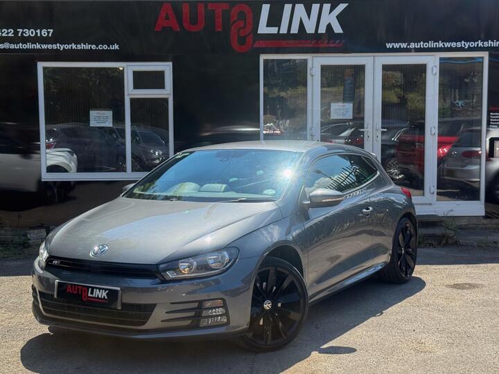 Volkswagen Scirocco 2.0 TDI BlueMotion Tech R-Line Euro 6 (s/s) 3dr