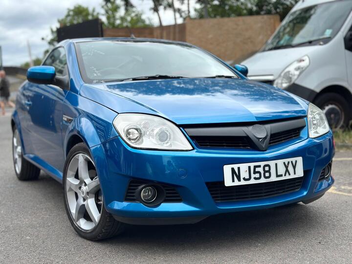 Vauxhall Tigra 1.4i 16v Exclusiv 2dr (a/c)
