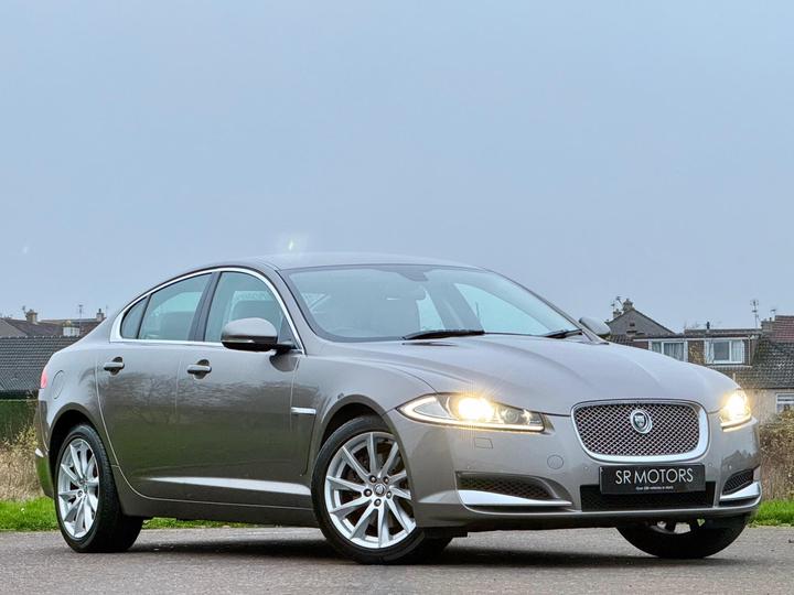 Jaguar XF 2.2d Luxury Auto Euro 5 (s/s) 4dr