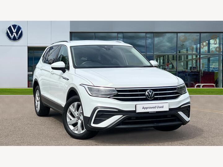 Volkswagen Tiguan Allspace 1.5 TSI Life DSG Euro 6 (s/s) 5dr Volkswagen Tiguan Allspace 1.5 TSI Life DSG Euro 6 (s/s) 5dr
