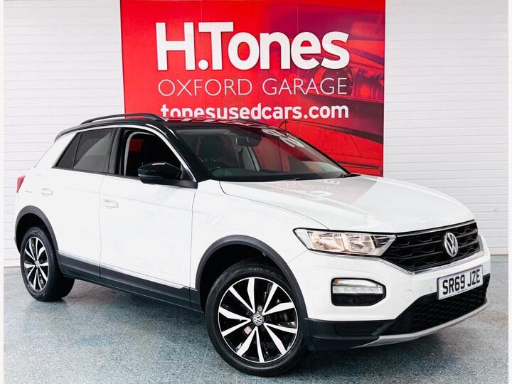 Volkswagen T-ROC 1.5 TSI EVO Design Euro 6 (s/s) 5dr Volkswagen T-ROC 1.5 TSI EVO Design Euro 6 (s/s) 5dr