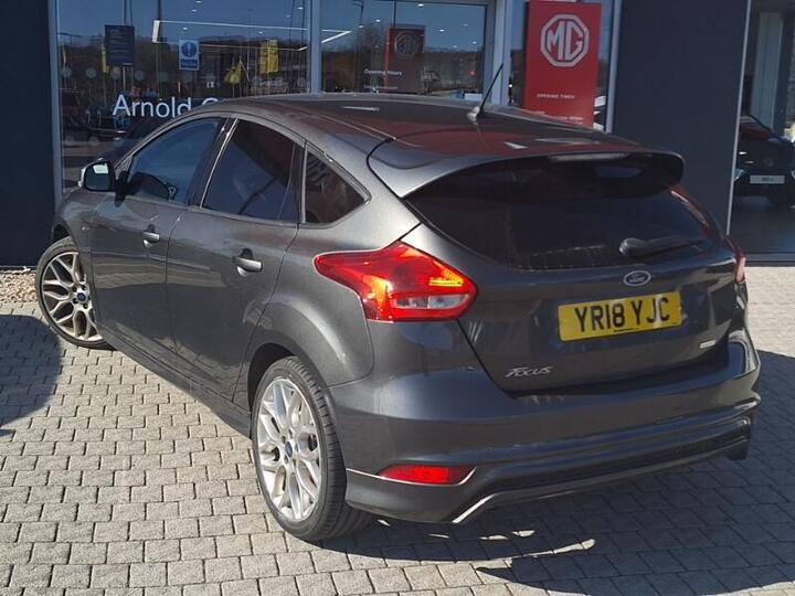 Ford Focus 1.0T EcoBoost ST-Line Euro 6 (s/s) 5dr