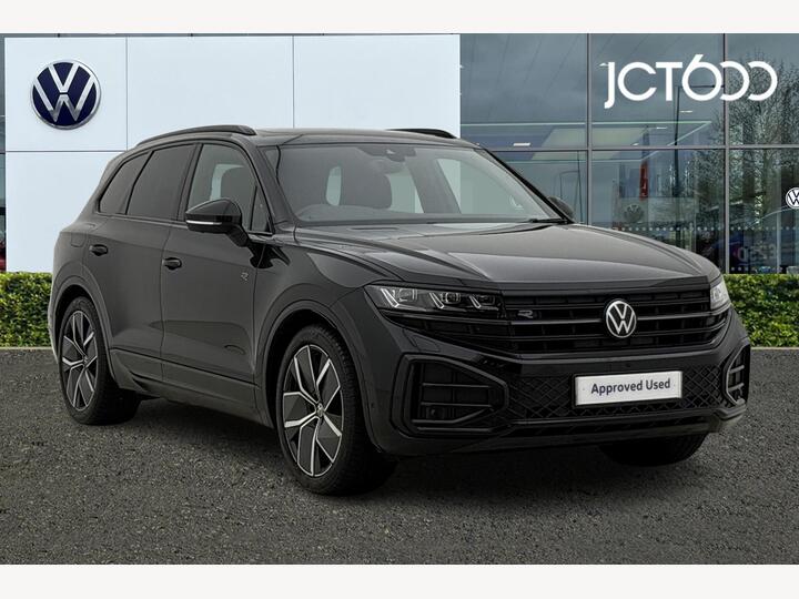 Volkswagen Touareg 3.0 TDI V6 Black Edition Tiptronic 4Motion Euro 6 (s/s) 5dr