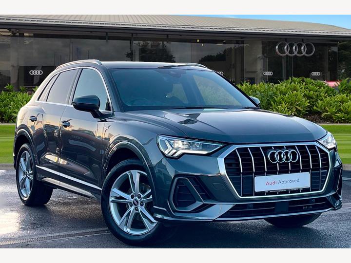 Audi Q3 1.5 TFSI CoD 35 S Line Euro 6 (s/s) 5dr