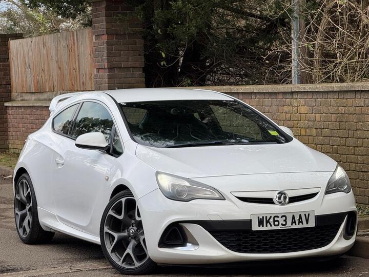 Vauxhall Astra GTC 2.0T VXR Euro 5 (s/s) 3dr