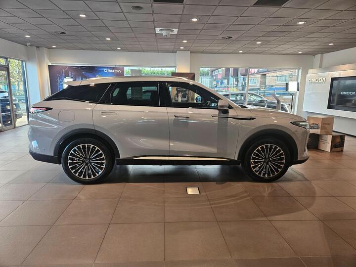 OMODA 9 1.5T SHS 34.46kWh Noble DHT3 4WD Euro 6 (s/s) 5dr