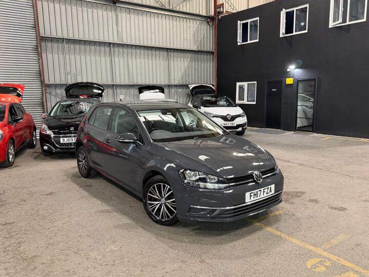 Volkswagen Golf 1.6 TDI BlueMotion Tech SE Nav Euro 6 (s/s) 5dr