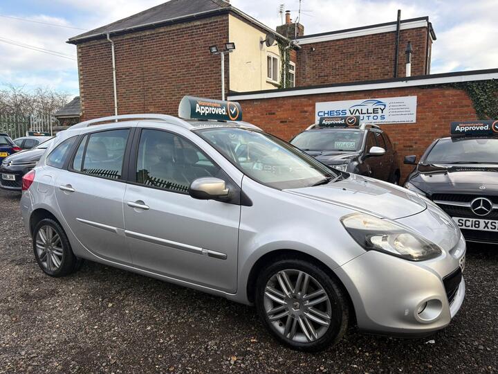Renault Clio 1.6 VVT Dynamique TomTom Sport Tourer Auto Euro 5 5dr Renault Clio 1.6 VVT Dynamique TomTom Sport Tourer Auto Euro 5 5dr
