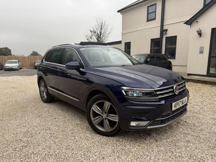 Volkswagen TIGUAN 2.0 TDI BlueMotion Tech SEL DSG 4Motion Euro 6 (s/s) 5dr