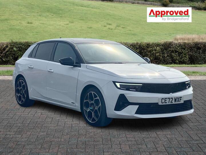Vauxhall Astra 1.2 Turbo Ultimate Euro 6 (s/s) 5dr Vauxhall Astra 1.2 Turbo Ultimate Euro 6 (s/s) 5dr