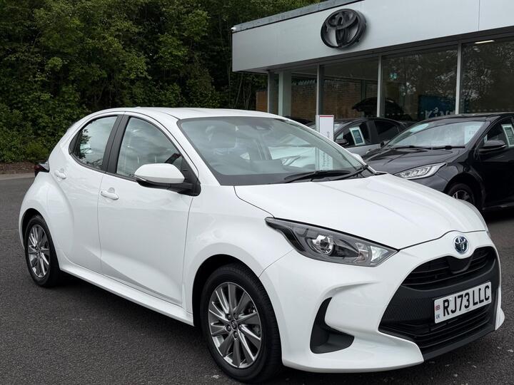 Toyota Yaris 1.5 VVT-h Icon E-CVT Euro 6 (s/s) 5dr