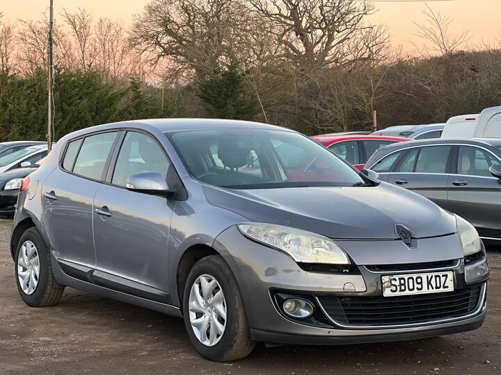 Renault Megane 1.6 16V Expression Euro 4 5dr Renault Megane 1.6 16V Expression Euro 4 5dr