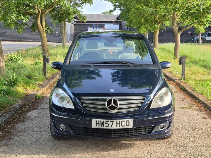 Mercedes-Benz B Class 2.0 B200 SE CVT 5dr