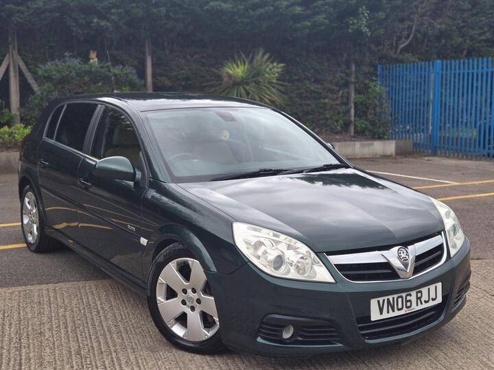 Vauxhall Signum 3.0 CDTi V6 Elite 5dr Vauxhall Signum 3.0 CDTi V6 Elite 5dr