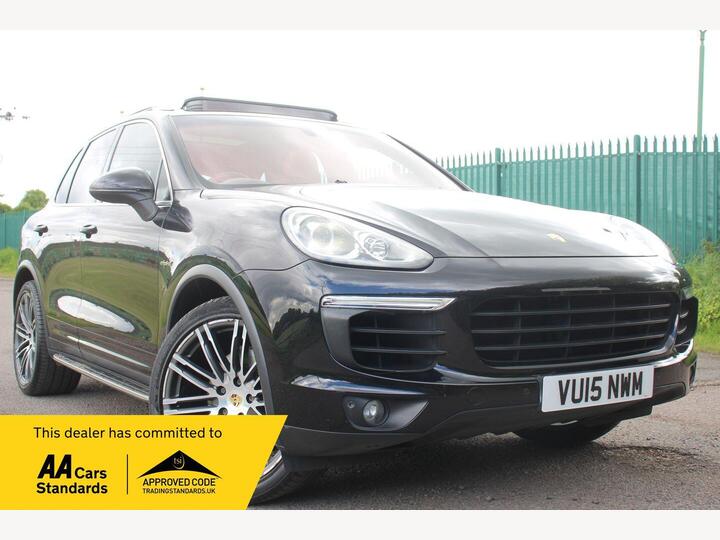 Porsche Cayenne 3.0 V6 E-Hybrid S TiptronicS 4WD Euro 6 (s/s) 5dr Porsche Cayenne 3.0 V6 E-Hybrid S TiptronicS 4WD Euro 6 (s/s) 5dr