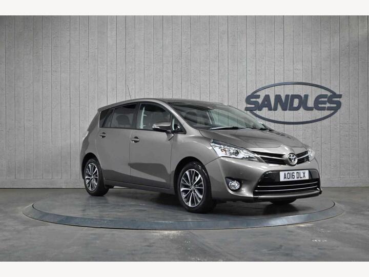 Toyota Verso 1.8 V-Matic Design Multidrive S Euro 6 5dr (7 Seat) Toyota Verso 1.8 V-Matic Design Multidrive S Euro 6 5dr (7 Seat)