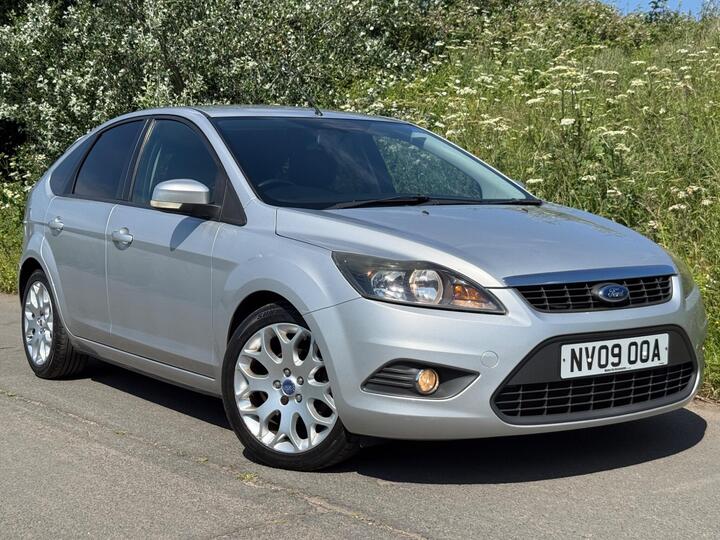 Ford Focus 1.6 Zetec 5dr