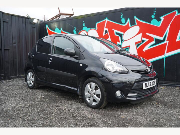 Toyota AYGO 1.0 VVT-i Fire Euro 5 5dr