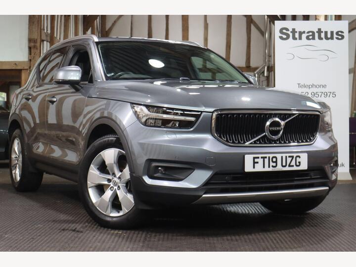 Volvo XC40 2.0 T4 Momentum Pro Auto AWD Euro 6 (s/s) 5dr